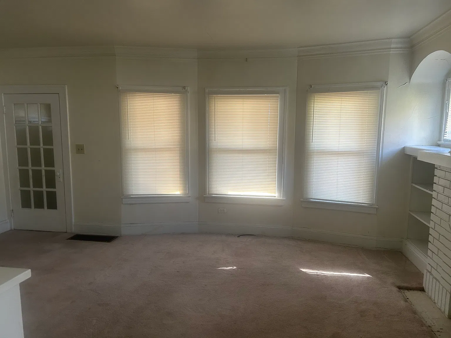 2 bed, 1250 sqft, $950 — Photo 2
