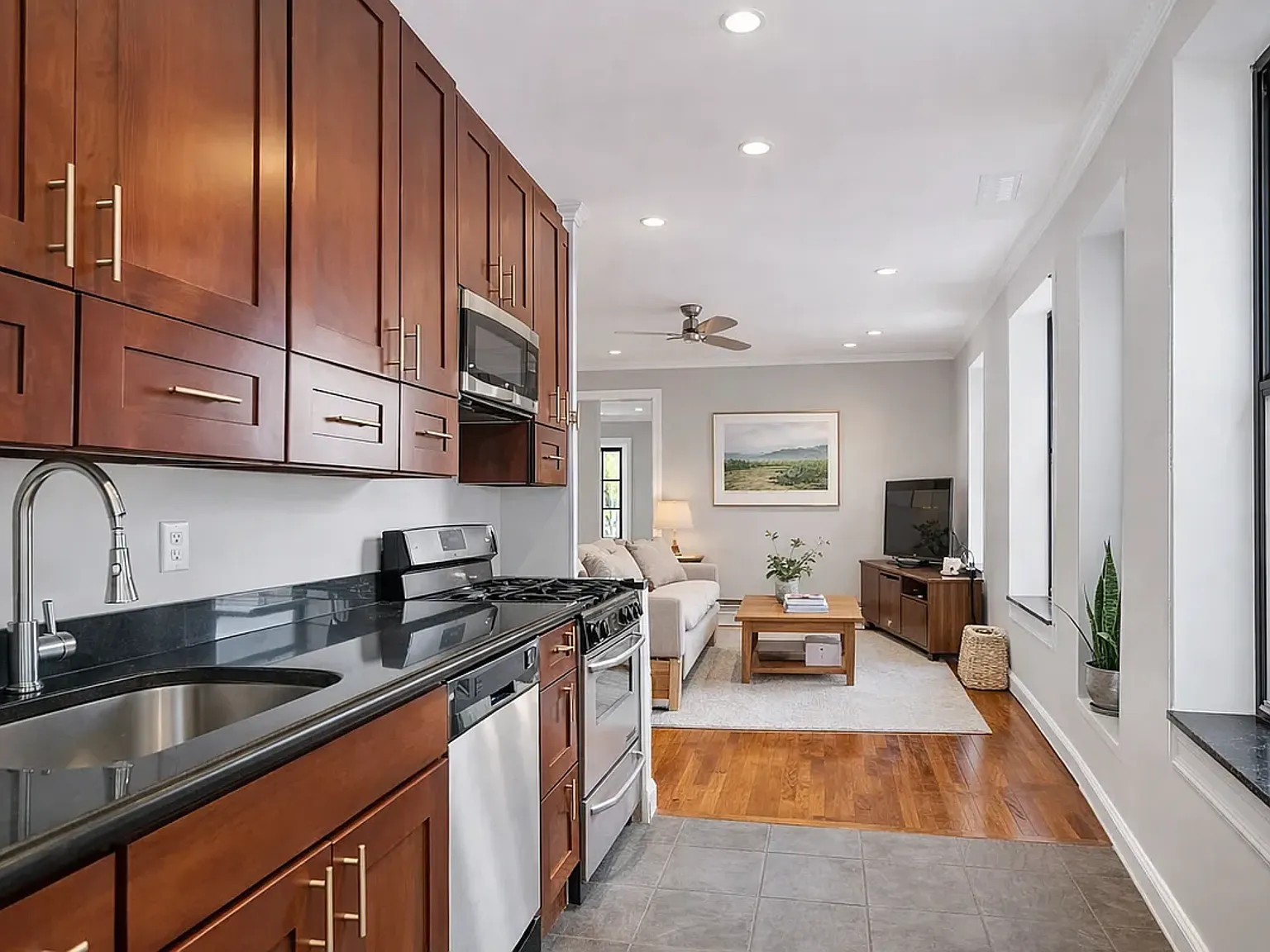 338 East 100th Street — Photo 1