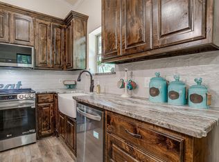 313 Broken Rd, Perrin, TX 76486