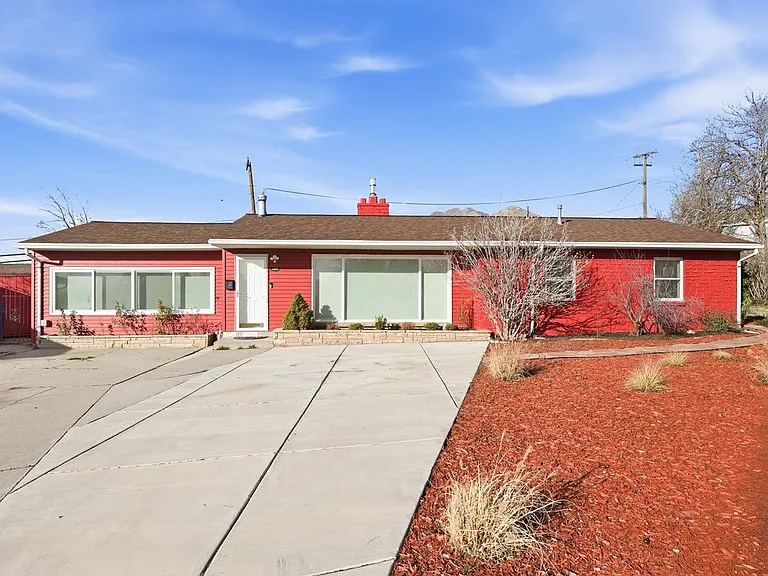 2885 Lorna Dr — Photo 23