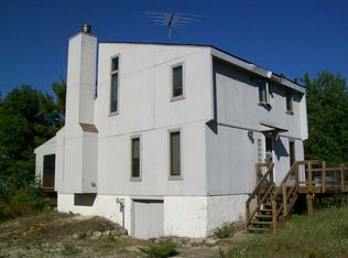 31910 E Side Dr, Beaver Island, MI 49782