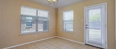 136 Meadow Crest Dr — Photo 10