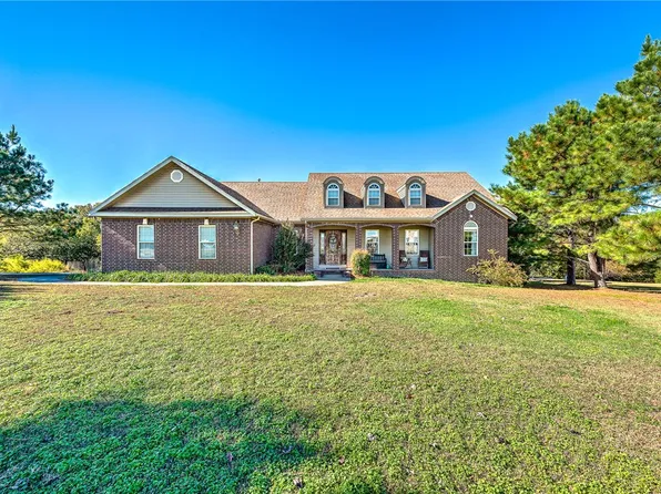 461 Madison St #8731, Huntsville, AR 72740