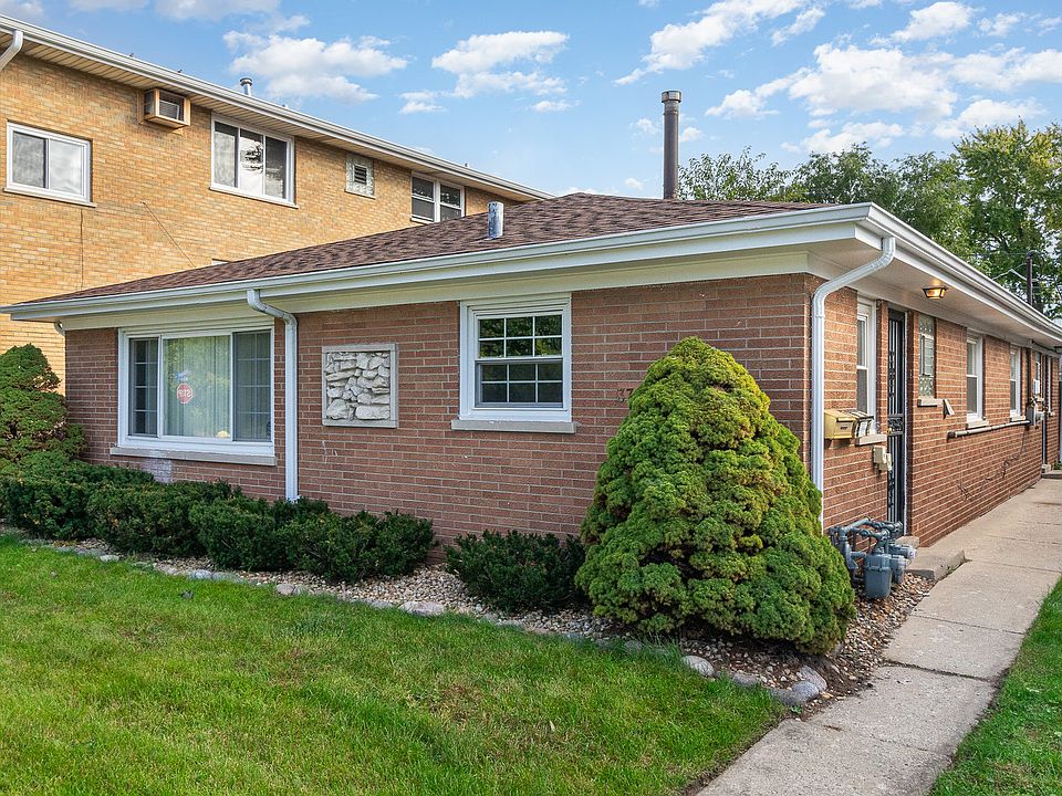 1st image of 375 Mackinaw Ave