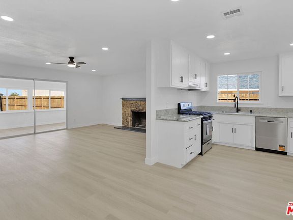 5th image of 18166 Lilac Rd