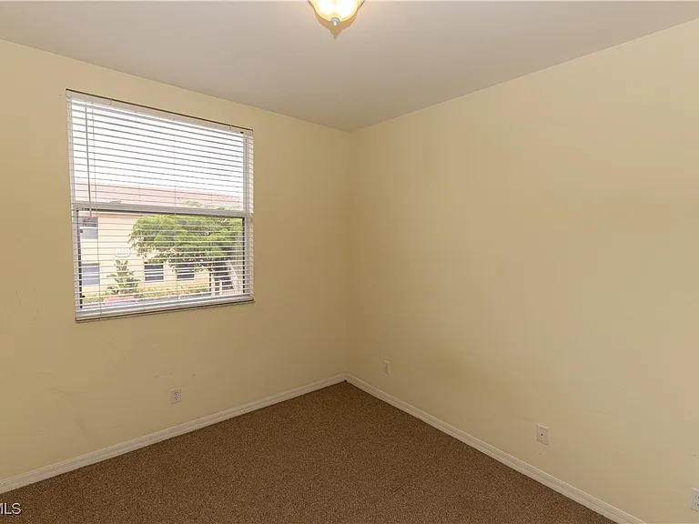 4275 Bellasol Cir #2223 — Photo 15