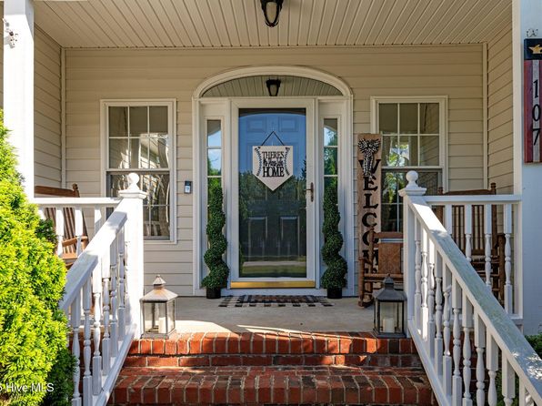 107 River Bluffs Drive, New Bern, NC 28560