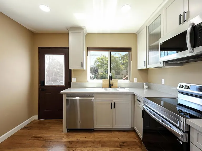 4960 Vista Pl — Photo 12