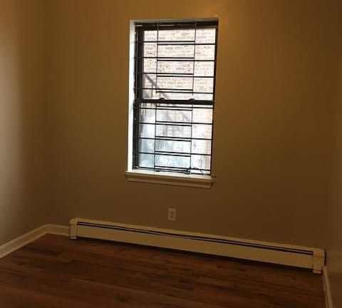 2nd image of 2260 Fairfield Ave APT 3D
