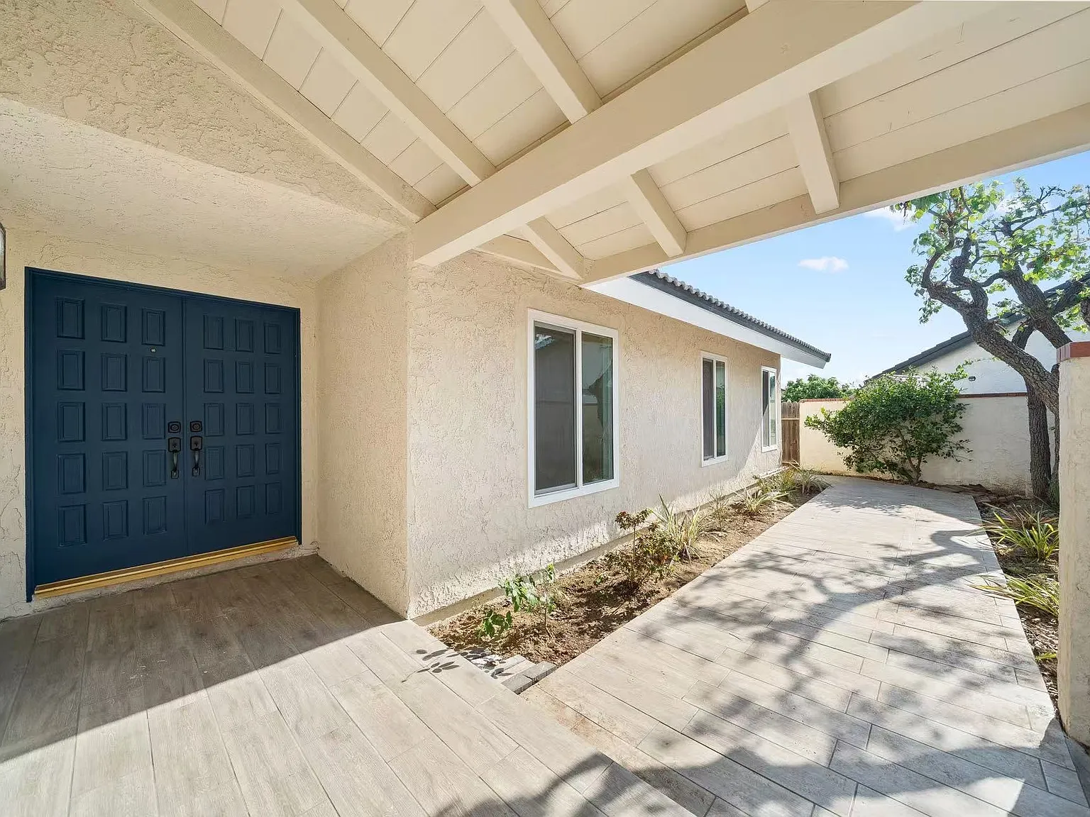 4 bed, 1634 sqft, $5,000 — Photo 3