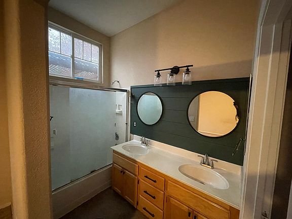Main room bath