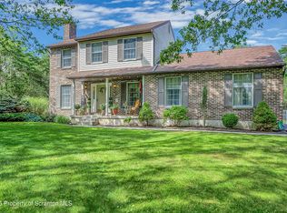 1232 Quiet Hills Ln, Effort, PA 18330