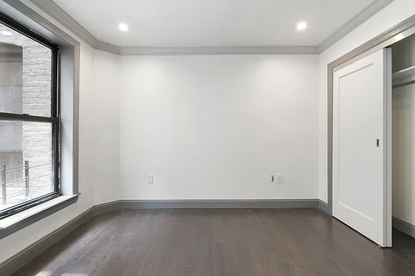 Rented by Vertical Real Estate LLC | media 22