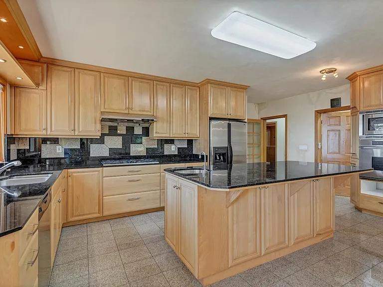 440 Cold Springs Rd — Photo 10