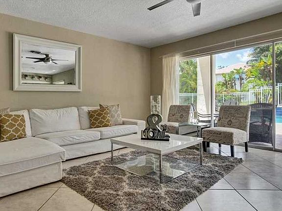 5th image of 1304 NW 167th Ave