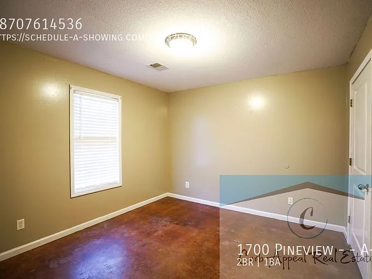 1700 Pineview St #A2 — Photo 6