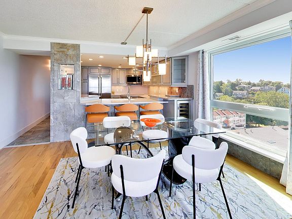 4th image of 100 Lake Shore Dr APT 801
