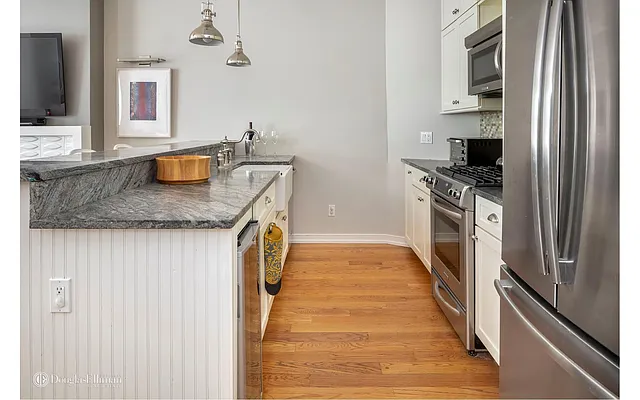 Sold by Douglas Elliman | media 8