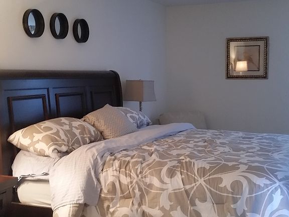 Master suite pic 1