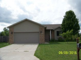 299 Eileen Ave, Smiths Creek, MI 48074