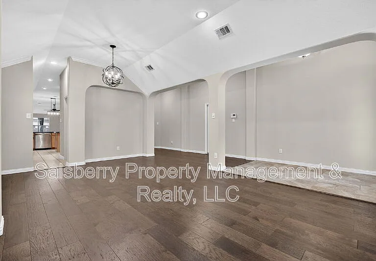 4353 Mountain Crest Dr — Photo 5