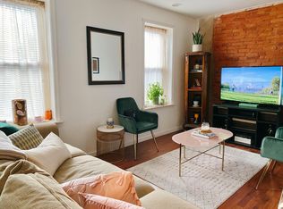 915 N 15th St #B, Philadelphia, PA 19130