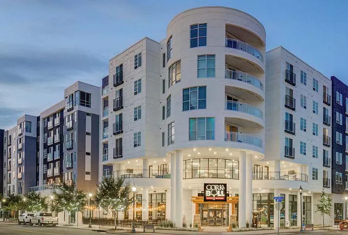 Mosaic Summit Pointe