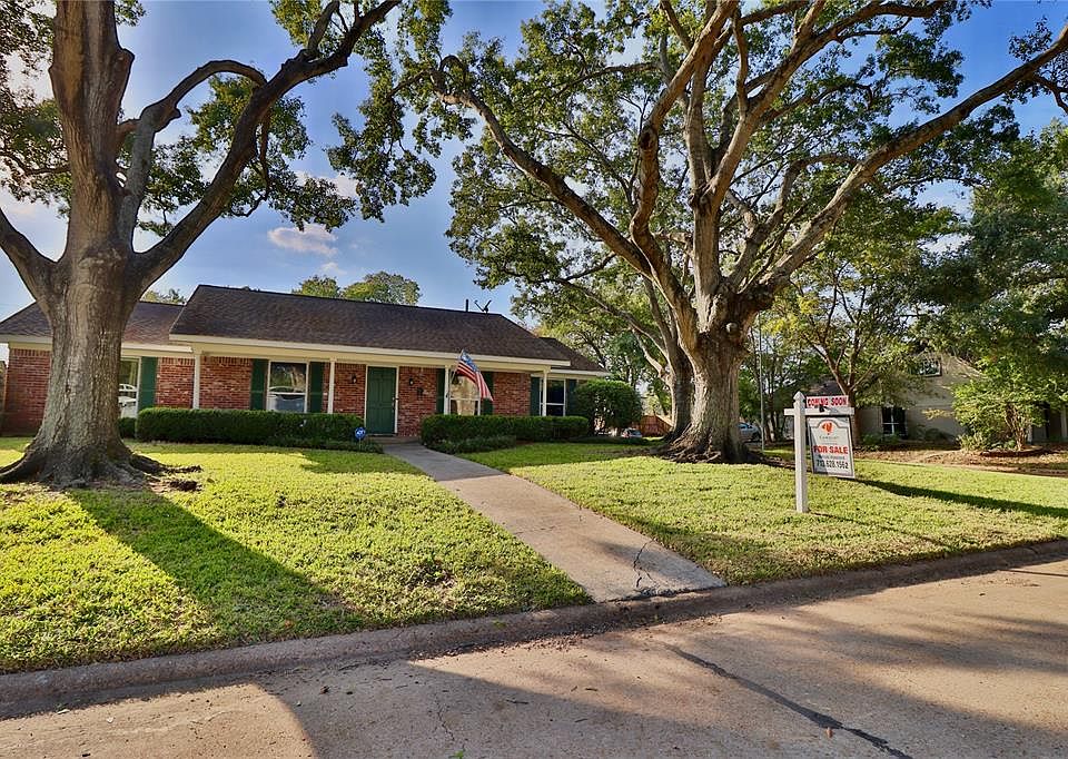 1st image of 9302 Bintliff Dr