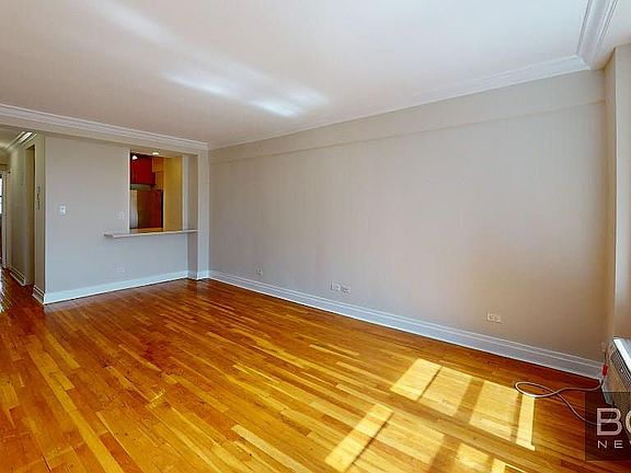 5th image of 37-30 73rd St APT 4P