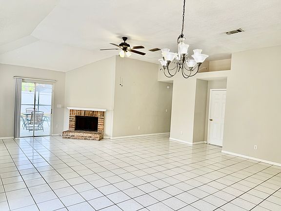 4th image of 1021 Vannessa Dr