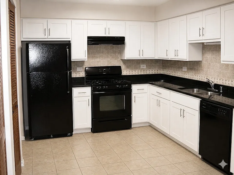 Kitchen - Granite Countertop, SS DishWasher