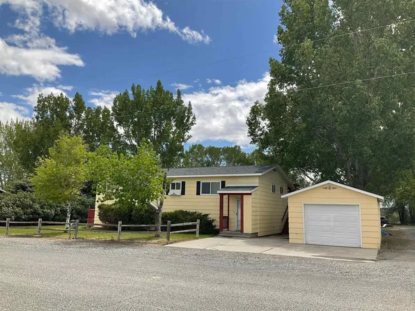 126 Riverview Ave W, Byron, WY 82412