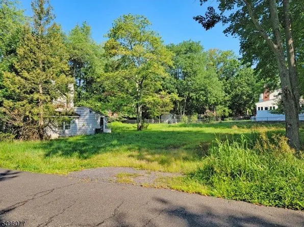 235 Orchard St, Bridgewater, NJ 08807