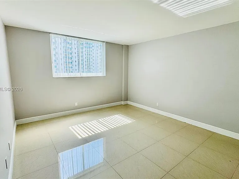 19390 Collins Ave #624 — Photo 22