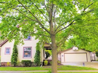 409 Taylor St, Grand Ledge, MI 48837