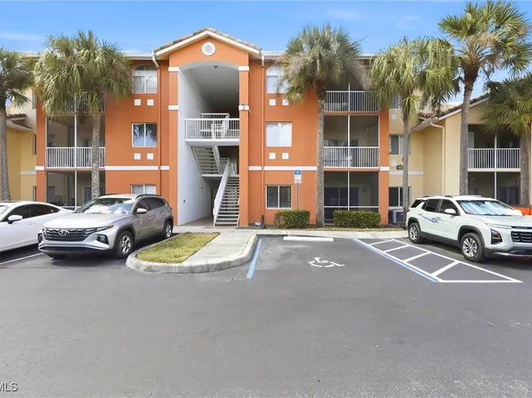 6490 Aragon Way, Fort Myers, FL