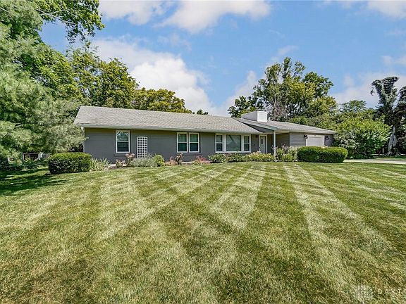 2nd image of 641 Green Acres Dr