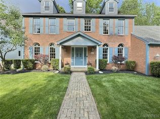 67 Radcliffe Dr, Getzville, NY 14068