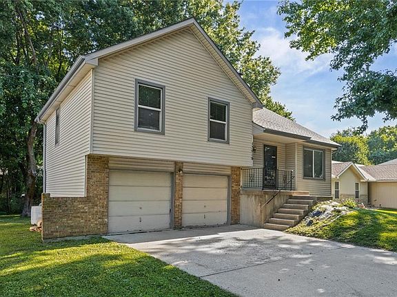 5th image of 15016 W 150th St