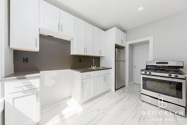Rented by Brooklyn High Rise LLC | media 2