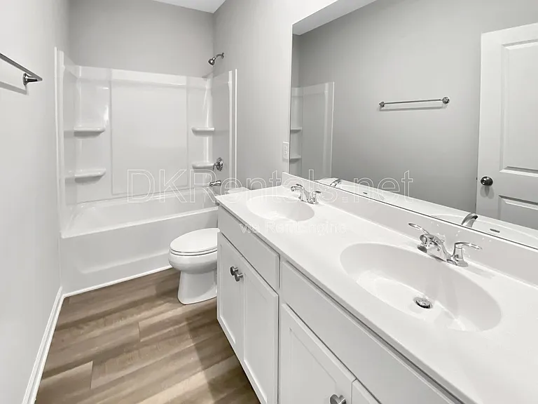 245 Birchwood Row — Photo 22
