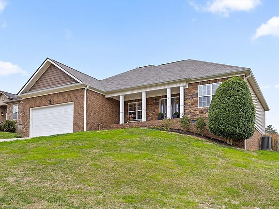 3rd image of 8934 Sunridge Dr