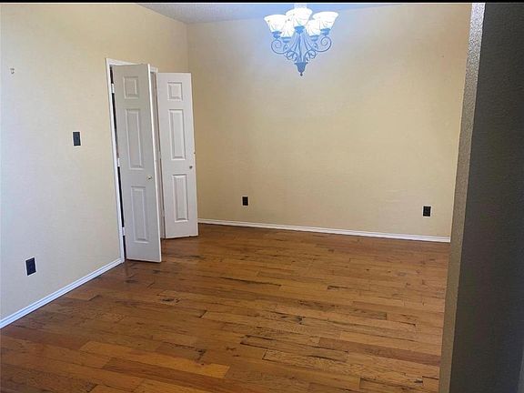 2nd image of 424 W Corporate Dr