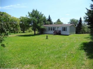 382 Stetson Rd W, Levant, ME 04456