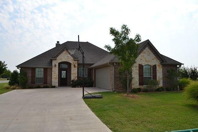 1st image of 1201 Moore Cir