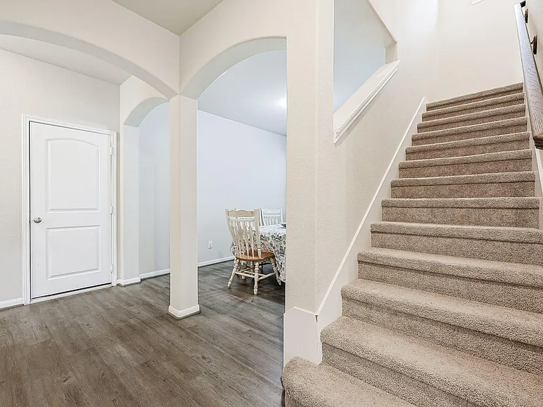 10423 Rochester Hills Ln — Photo 6