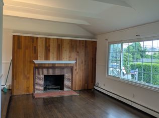 (Undisclosed Address), West Babylon, NY 11704