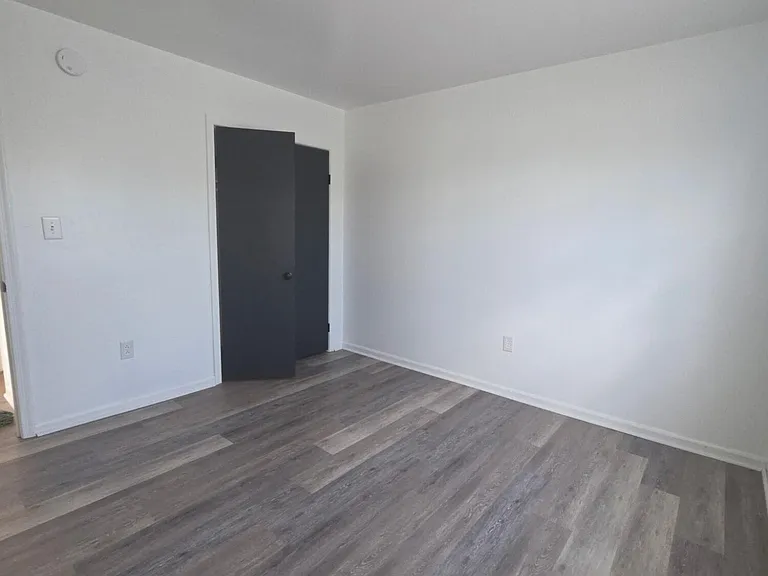 711 Townside Rd SW #9 — Photo 5
