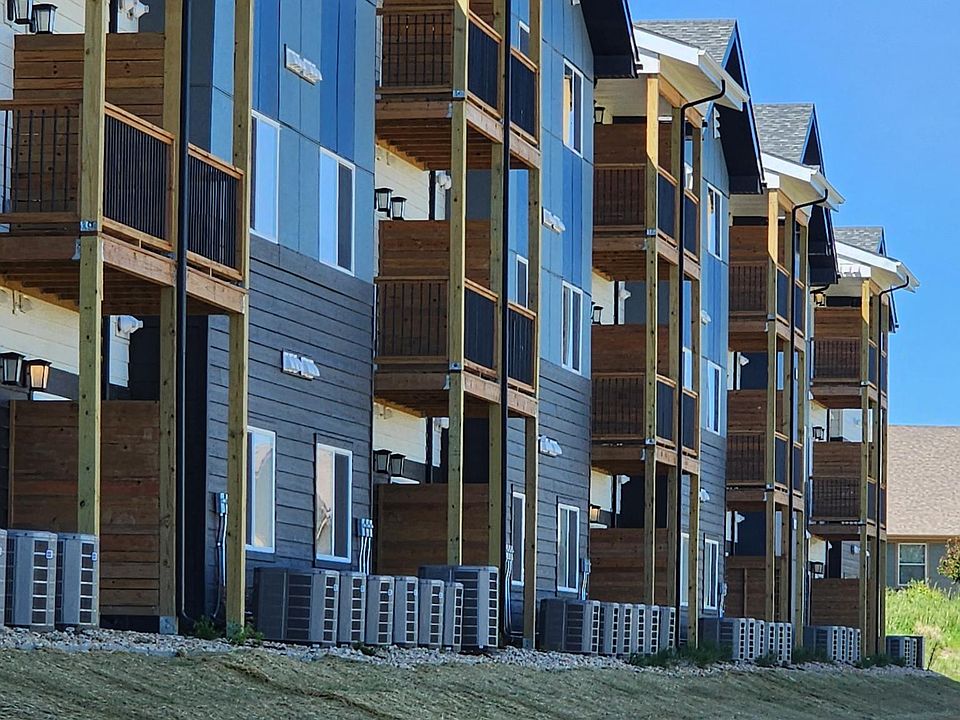 2nd image of 3300 Patriot Dr