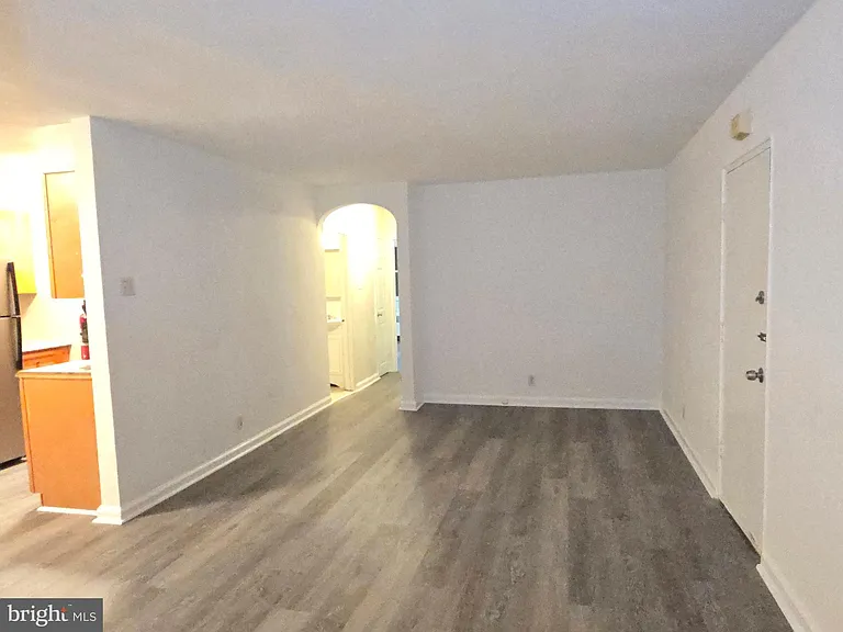 6135 Old York Rd #1/2-1 — Photo 59